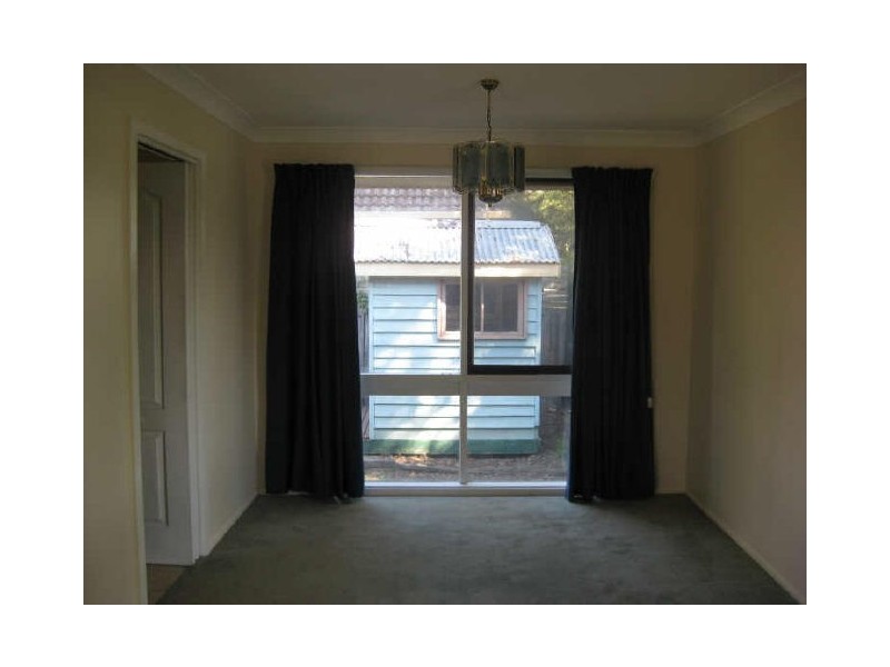 1 Carluke Place, Berwick VIC 3806