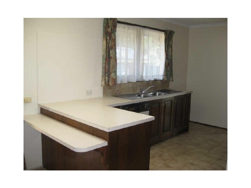 1 Carluke Place, Berwick VIC 3806