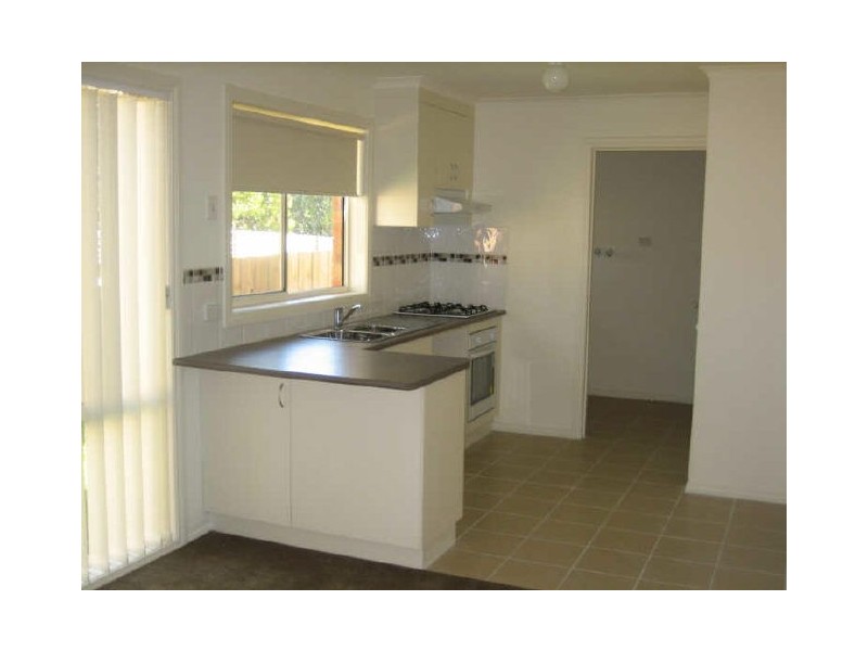 7/16 Daniel Drive, Langwarrin VIC 3910