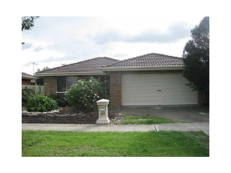 384 Centre Road, Berwick VIC 3806
