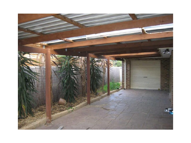 384 Centre Road, Berwick VIC 3806