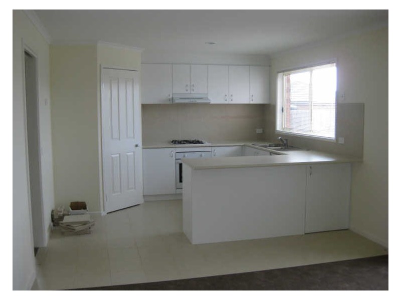 82 Calais Circuit, Cranbourne VIC 3977