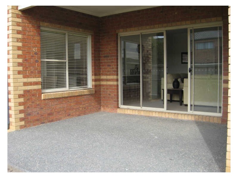 1 Hawkshead Place, Cranbourne North VIC 3977