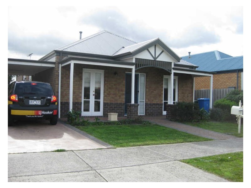 34 The Avenue, Narre Warren South VIC 3805
