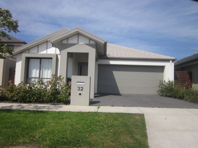 32 Meridian Circuit, Berwick VIC 3806