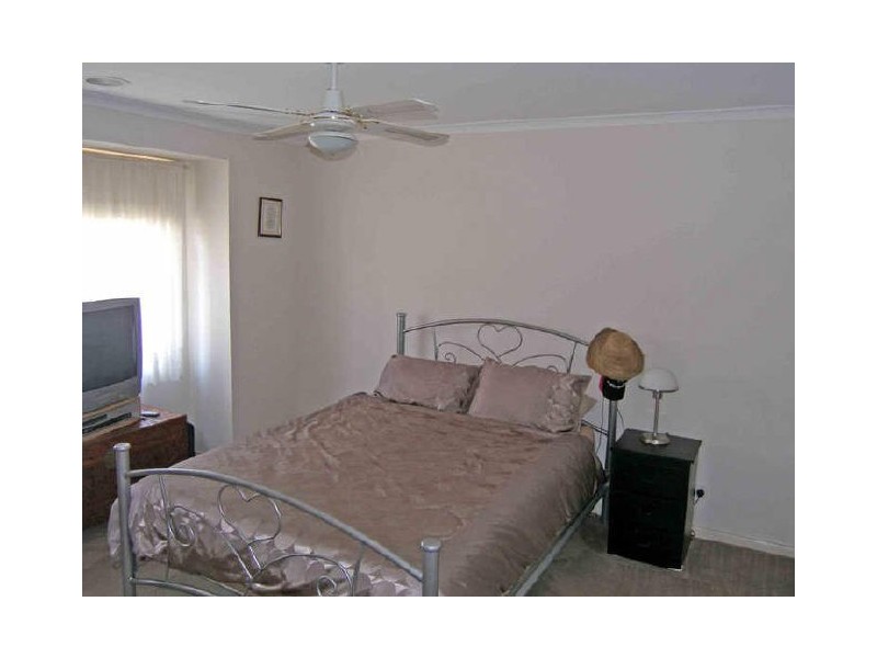 1 Glenisla Way, Berwick VIC 3806