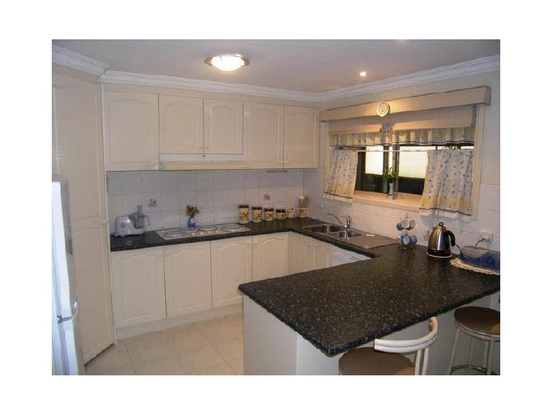 5 Kirrilee Court, Berwick VIC 3806