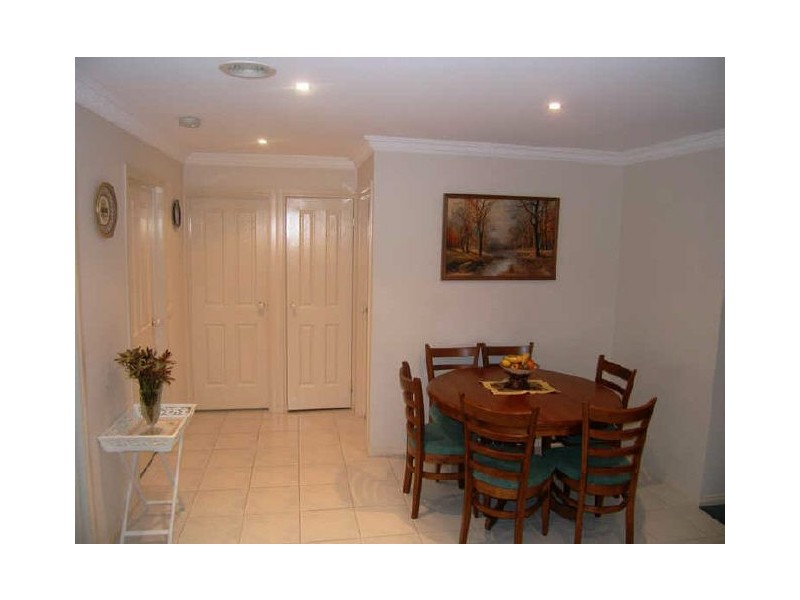 5 Kirrilee Court, Berwick VIC 3806