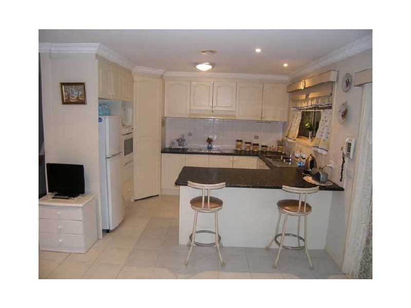 5 Kirrilee Court, Berwick VIC 3806