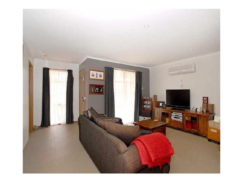 1 Insignia Close, Berwick VIC 3806