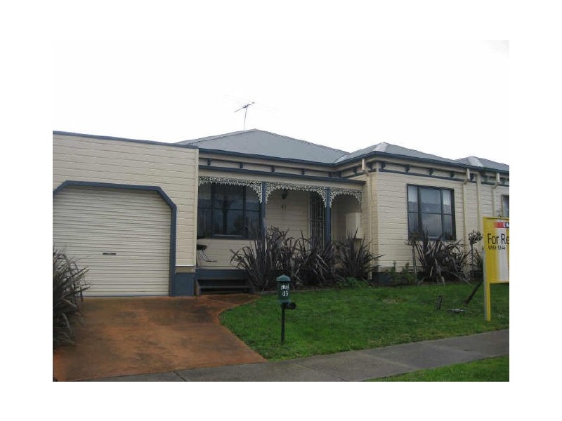 45 Jerilderie Drive, Berwick VIC 3806