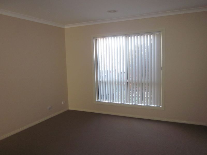 10 Northgate Drive, Berwick VIC 3806