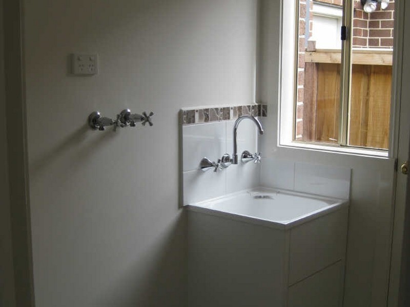 24 Mannavue Blvd, Cranbourne North VIC 3977