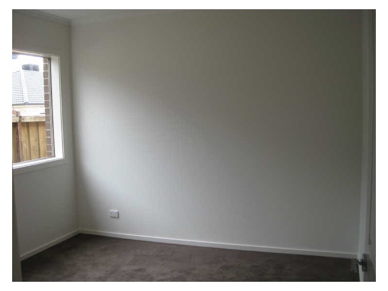 24 Mannavue Blvd, Cranbourne North VIC 3977