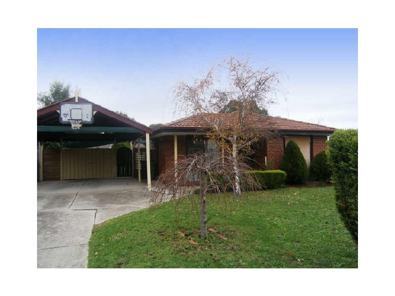 2 Festival Terrace, Berwick VIC 3806
