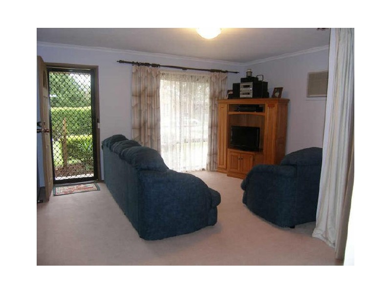 2 Festival Terrace, Berwick VIC 3806