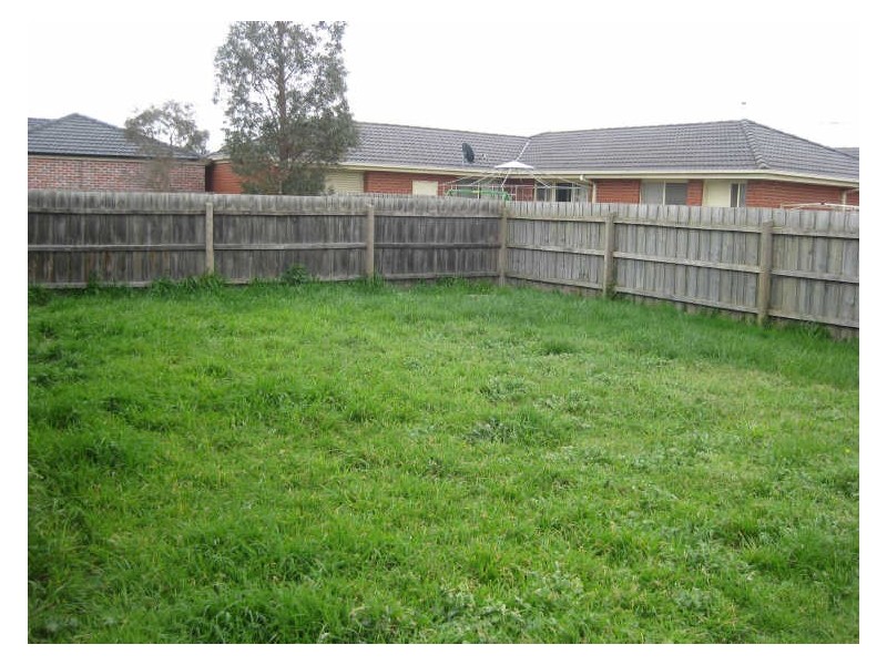 4 Maude Court, Narre Warren VIC 3805