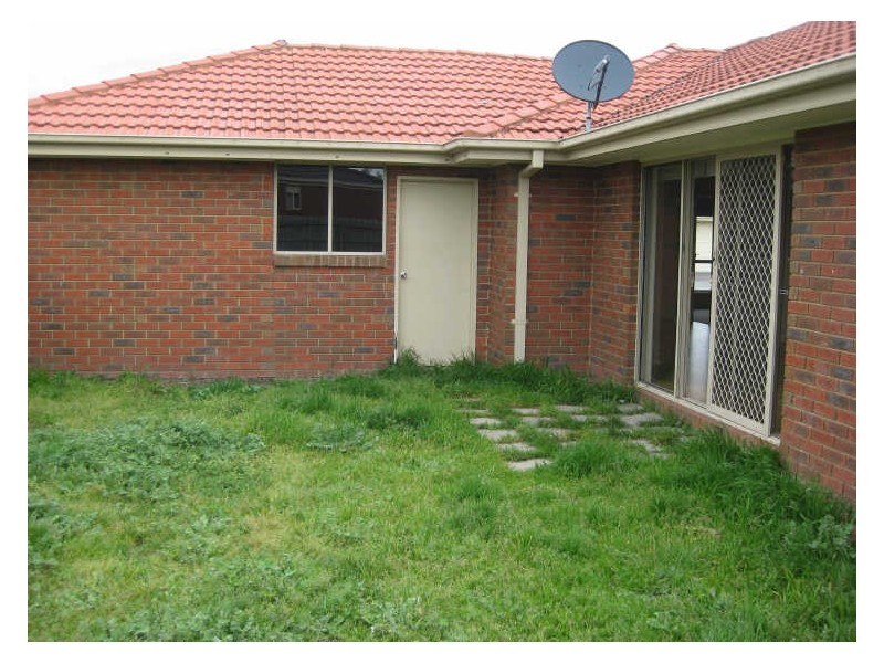 4 Maude Court, Narre Warren VIC 3805