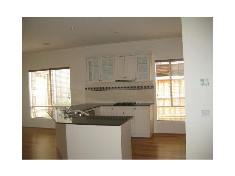 2 Don Collins Way, Berwick VIC 3806