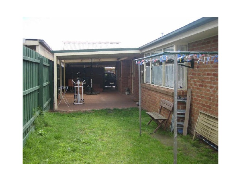 1 Riddleston Court, Narre Warren VIC 3805