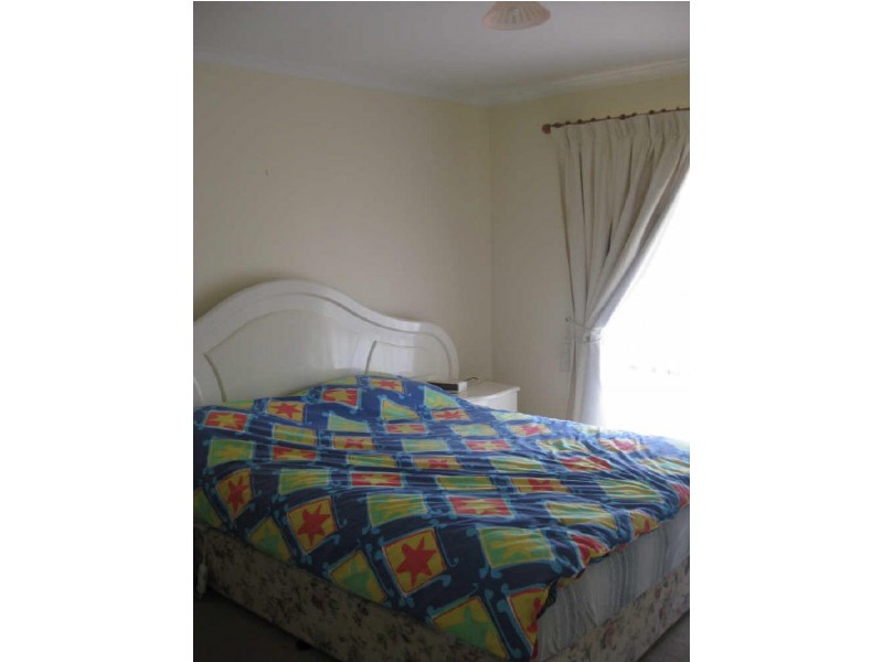 1 Riddleston Court, Narre Warren VIC 3805