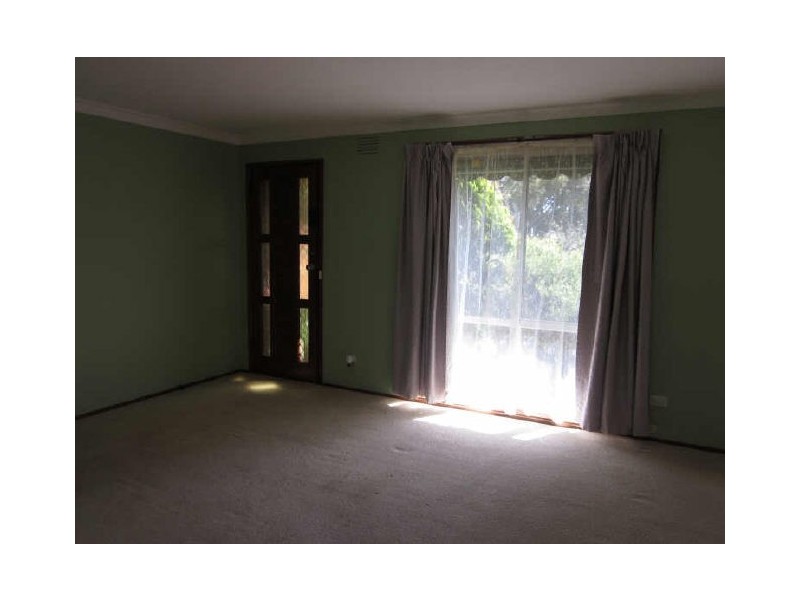 35 Bemersyde Drive, Berwick VIC 3806