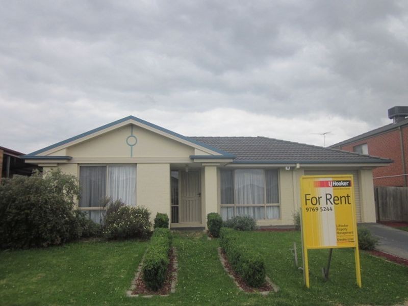 83 Golf Links Road, Berwick VIC 3806