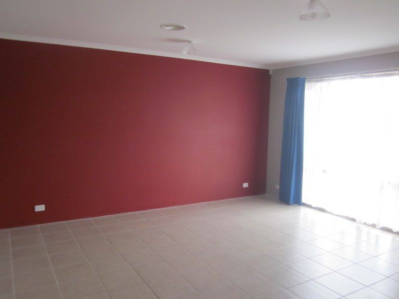 83 Golf Links Road, Berwick VIC 3806