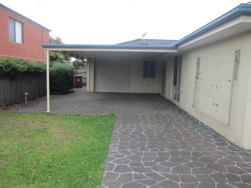 83 Golf Links Road, Berwick VIC 3806