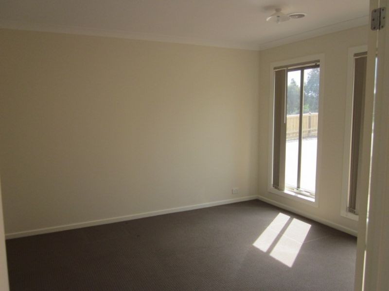 2 Mandalay Court, Berwick VIC 3806