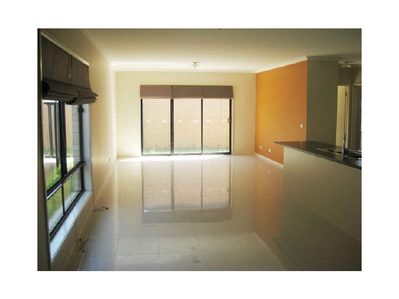 28 Sabel Drive, Cranbourne North VIC 3977