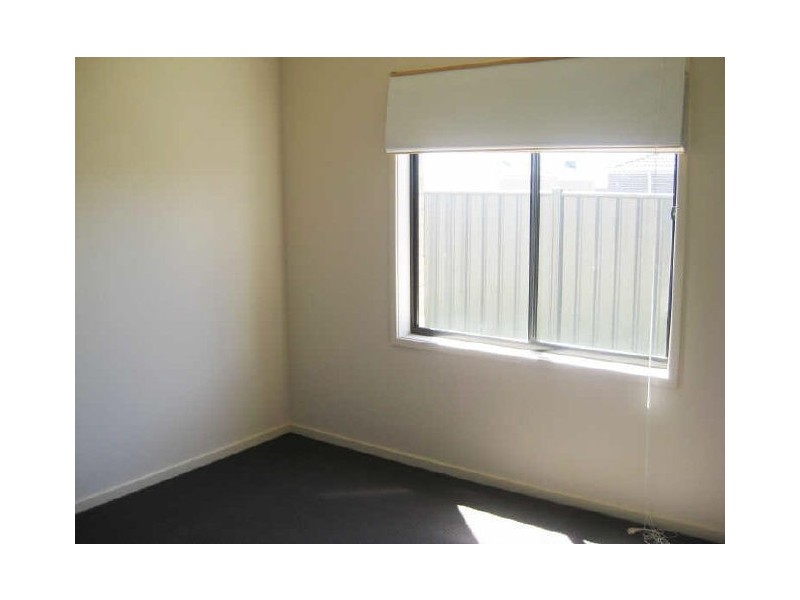 28 Sabel Drive, Cranbourne North VIC 3977