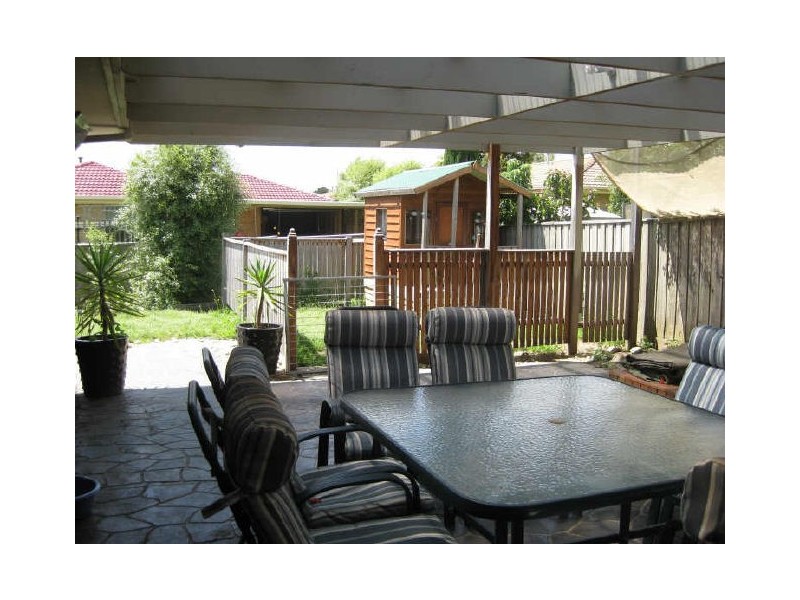 3 Waverley Close, Narre Warren VIC 3805