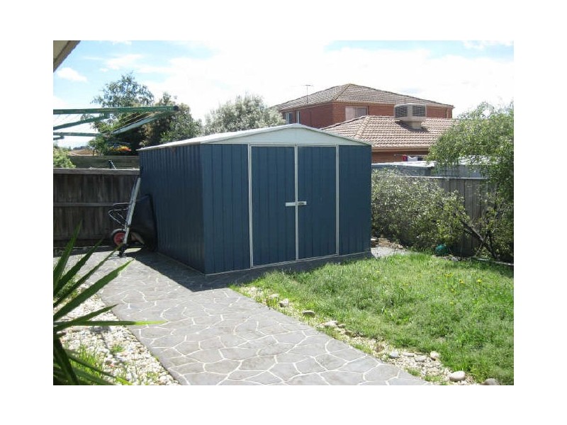 3 Waverley Close, Narre Warren VIC 3805