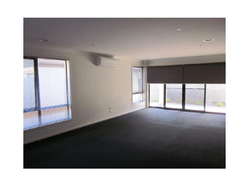 6/Lindeman Street, Berwick VIC 3806