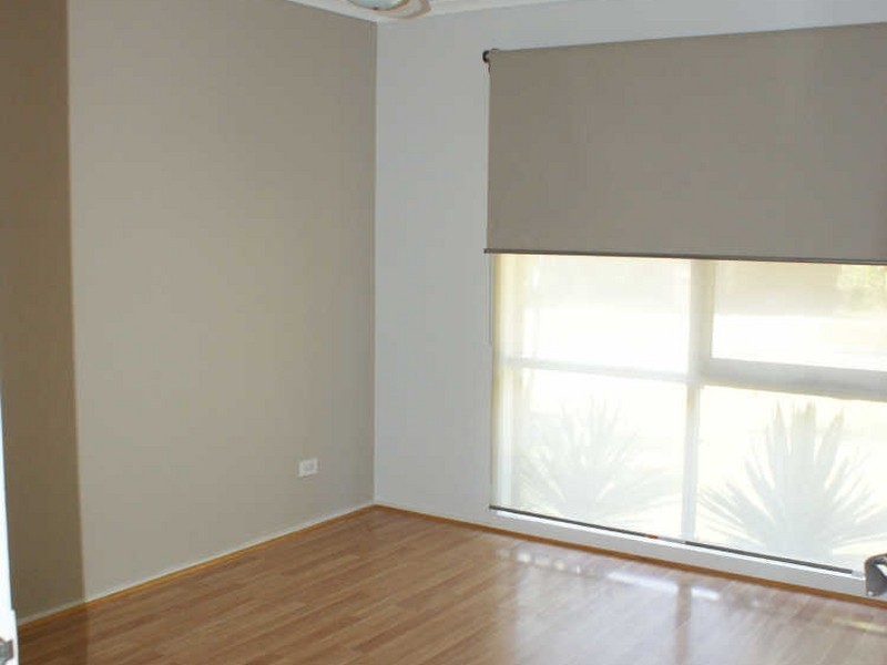 12 Hillman Court, Berwick VIC 3806