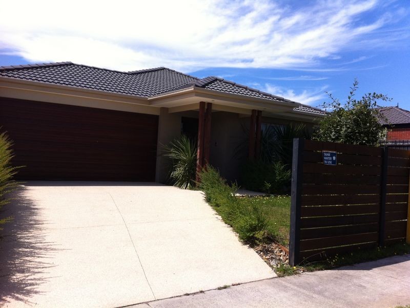 60 Brookland Greens Boulevard, Cranbourne VIC 3977