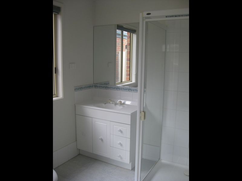 5 Kinsale View, Berwick VIC 3806