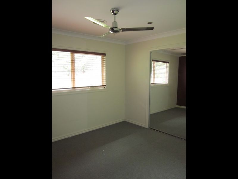2/20 Outlook Drive, Berwick VIC 3806