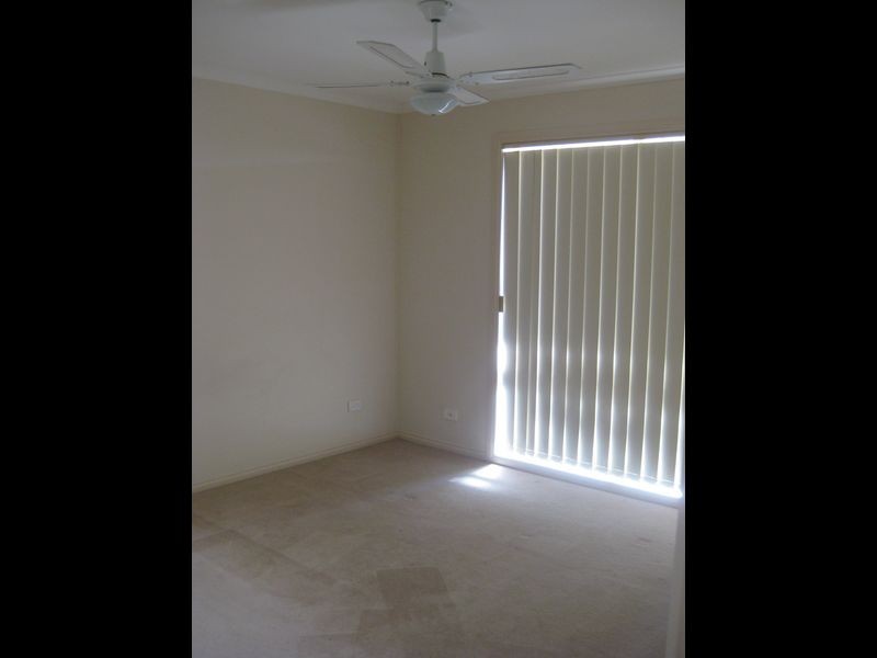 11/21 Merrijig Avenue, Cranbourne VIC 3977