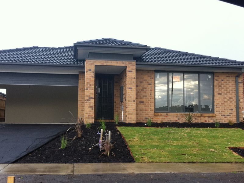 LOT 608 William Thwaites Boulevard, Cranbourne North VIC 3977