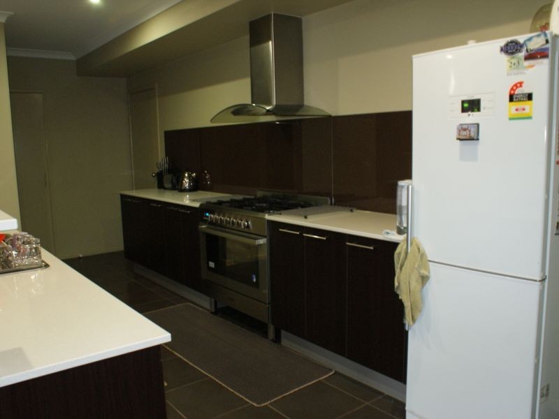 7 Bunbury Avenue, Narre Warren VIC 3805