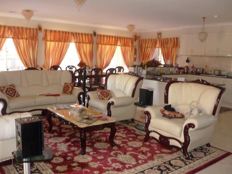 20 Edcumbene Drive, Berwick VIC 3806