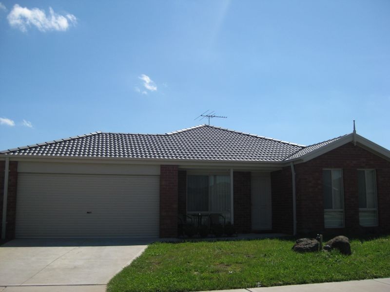 3 Dempster Way, Berwick VIC 3806