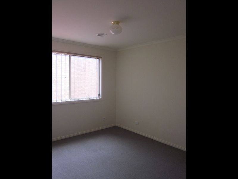 3 Dempster Way, Berwick VIC 3806