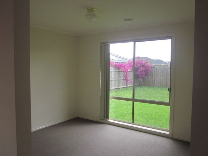 3 Dempster Way, Berwick VIC 3806