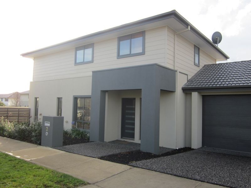 2 Whitehaven Street, Berwick VIC 3806