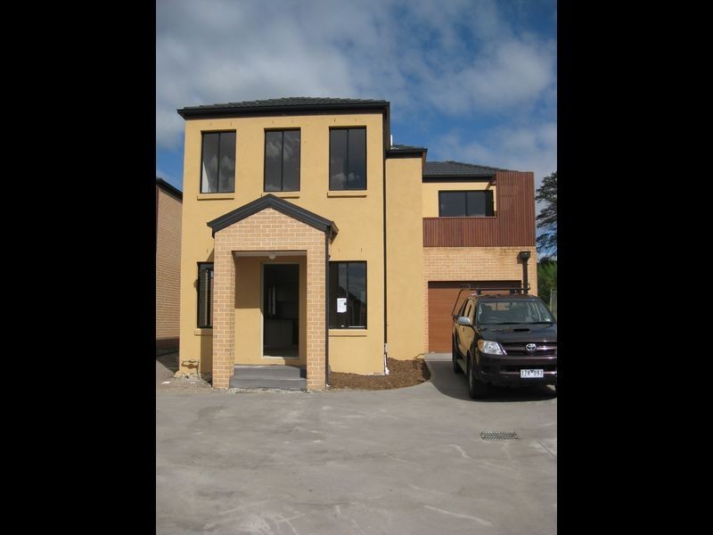 2/8A Mina Court, Carrum Downs VIC 3201