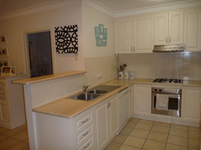 3/37 Peel Street, Berwick VIC 3806