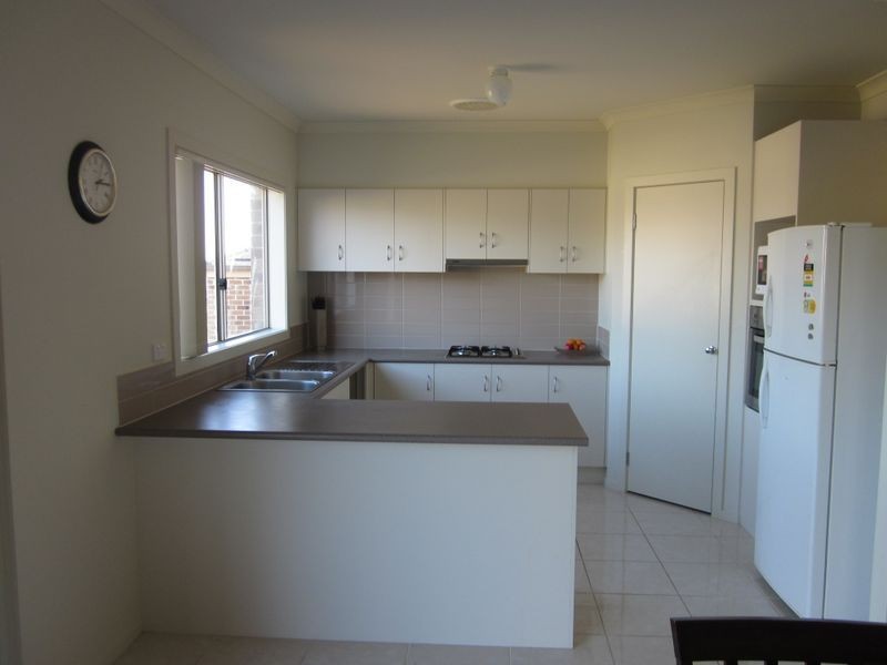 31 Viewgrand Drive, Berwick VIC 3806